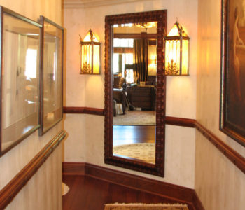 Finishing Chicago – Faux Finish – Venetian Plaster with a ground mother-of-pearl striped effect