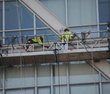Finishing Chicago – Erie on the Park Construction Project, Chicago, IL